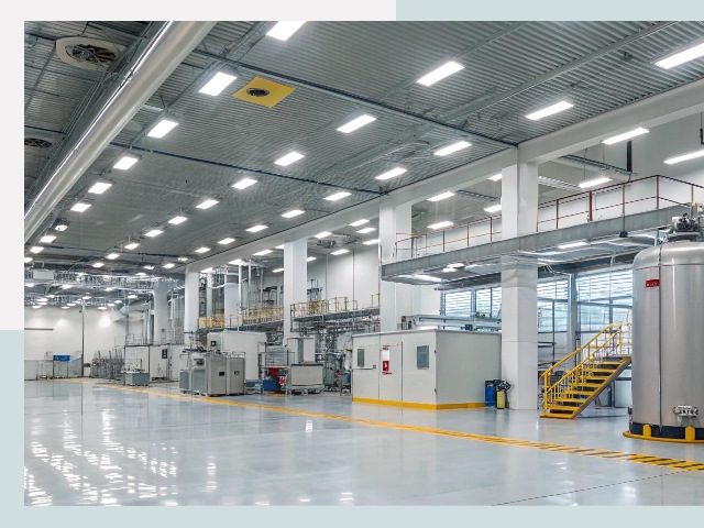 Освещение ангаров в Сарове от 625 руб. - Эффективные решения